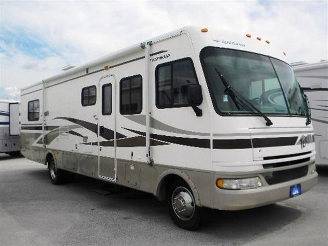 Used 2005 Fleetwood Terra 32S Class A - Gas For Sale